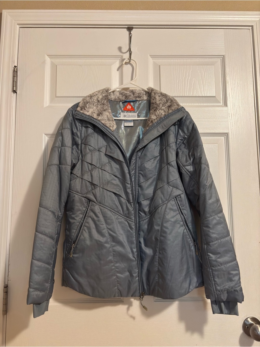 Columbia Women's Steel Blue Quilted Puffer Jacket with Faux Fur Collar